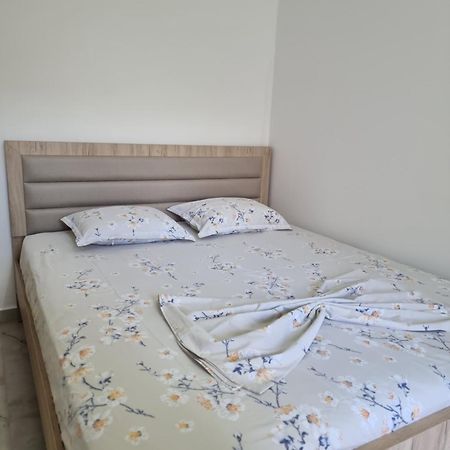 דורס Rooms For Rent מראה חיצוני תמונה